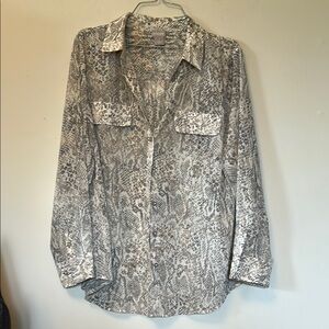 Chico's beige/brown polyester long sleeve blouse button cuff/front chicos size 2